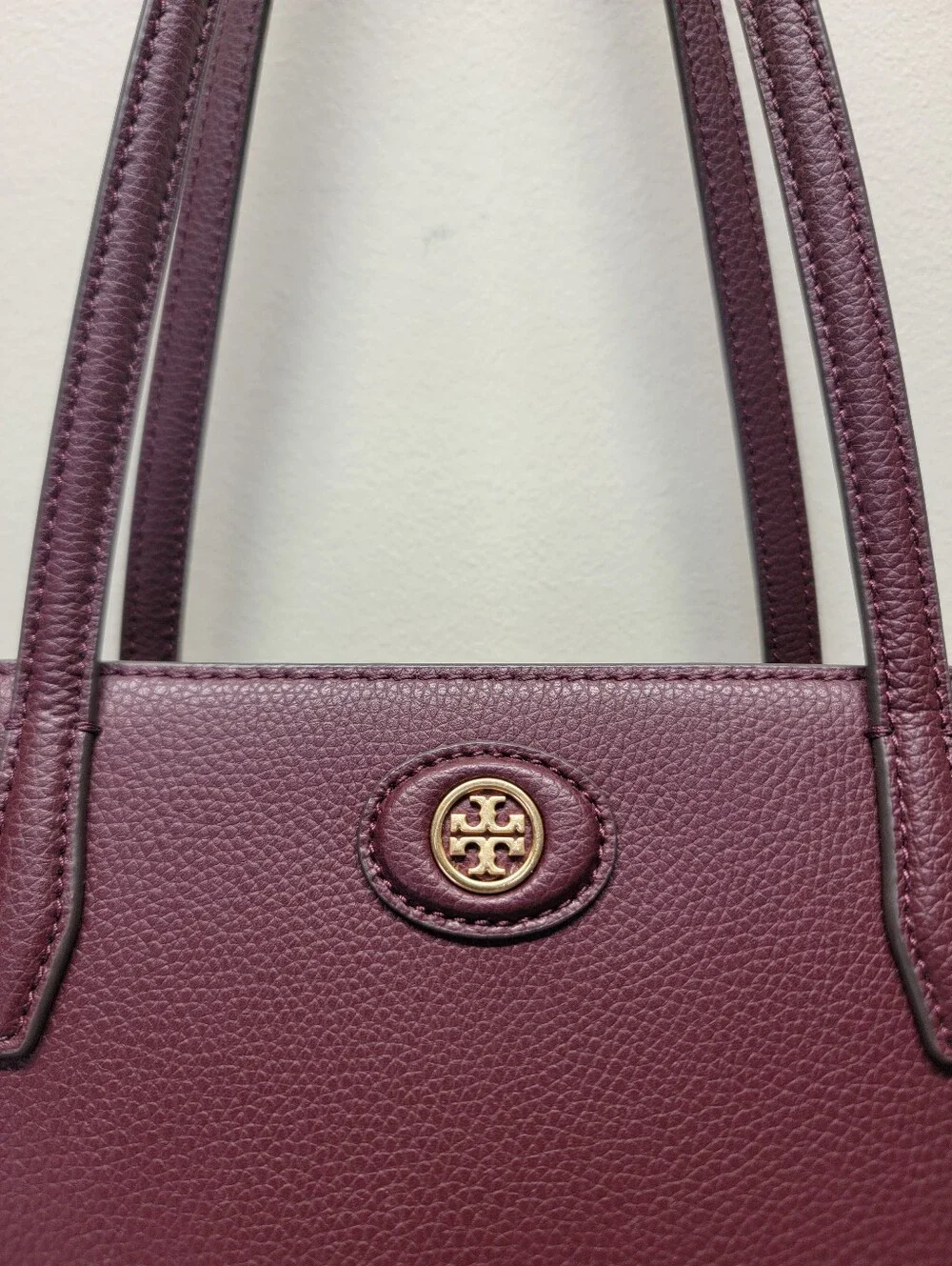 Tory Burch Robinson Pebbled Leather Shoulder Tote Double Strap with Gold Logo